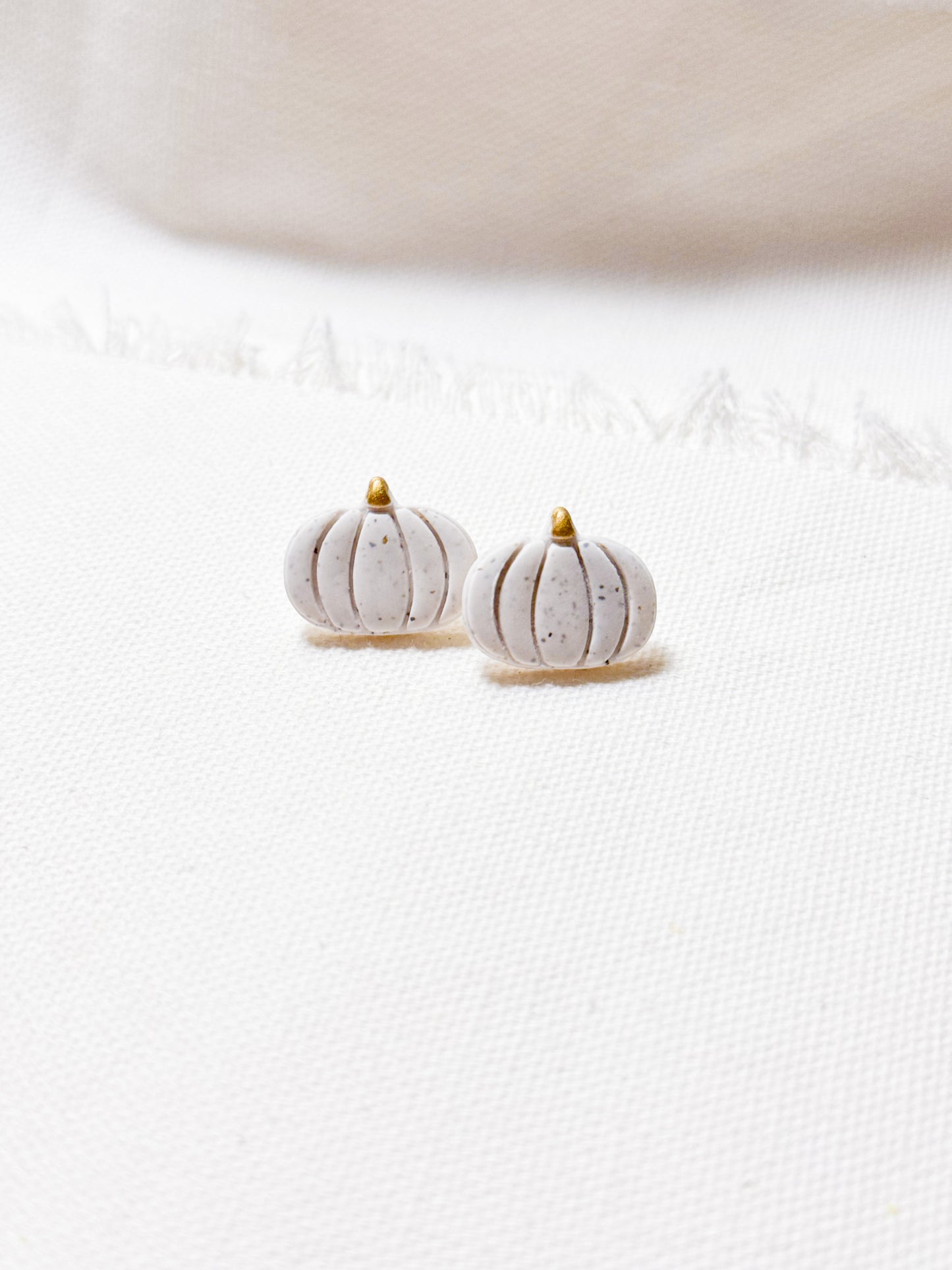 Pumpkin Studs