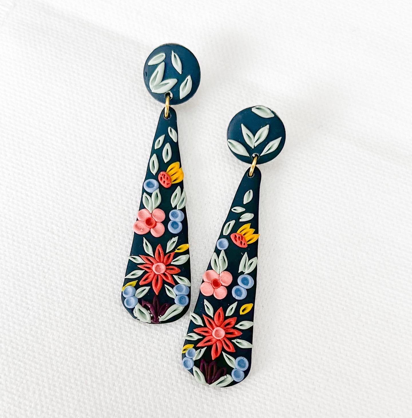 The Eileen in Floral (Black)