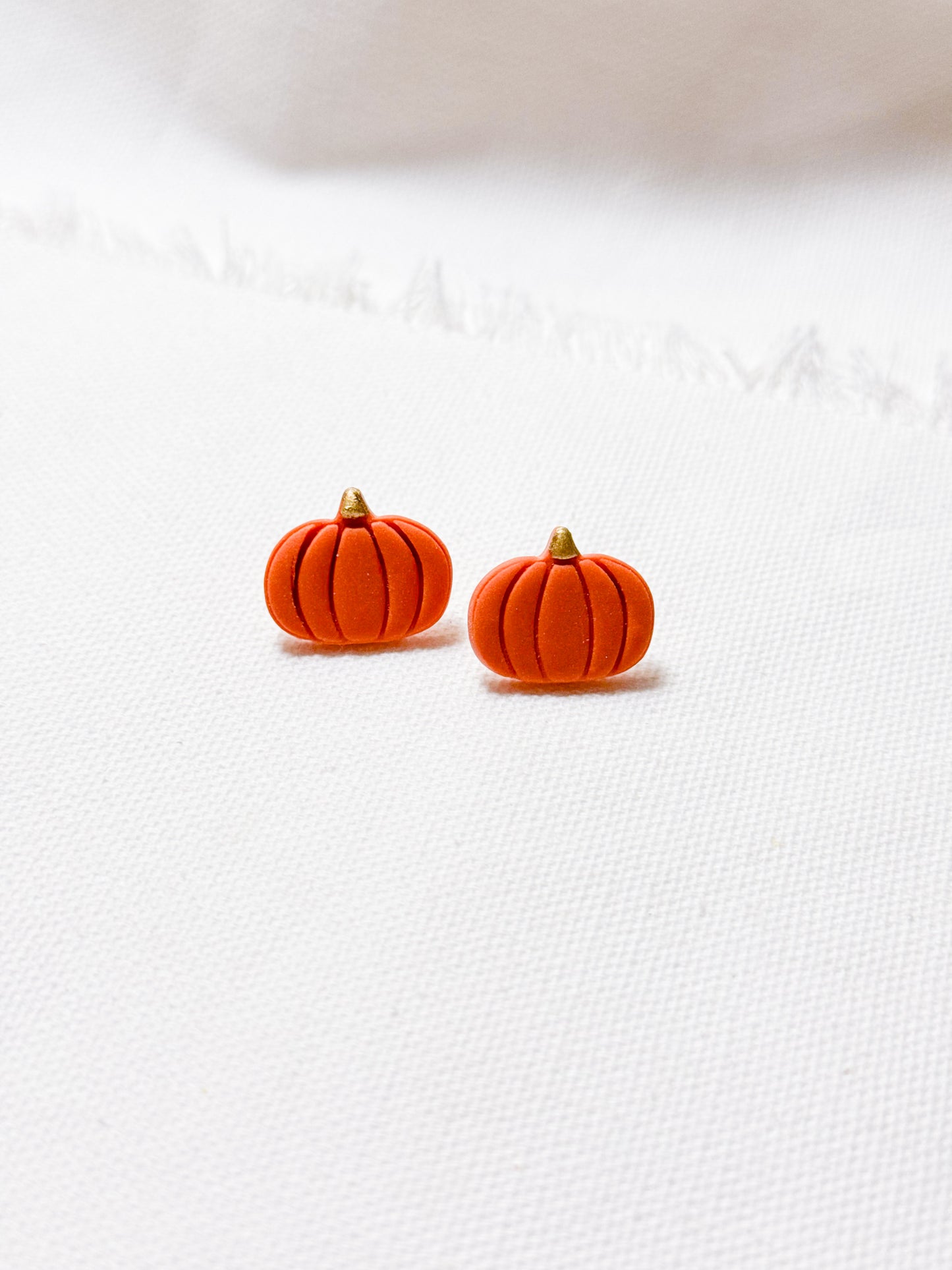Pumpkin Studs