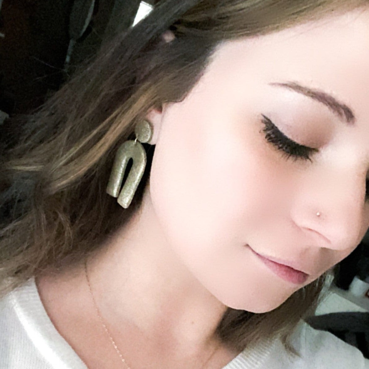 The Stella Arch in Gold Sparkle Earrings