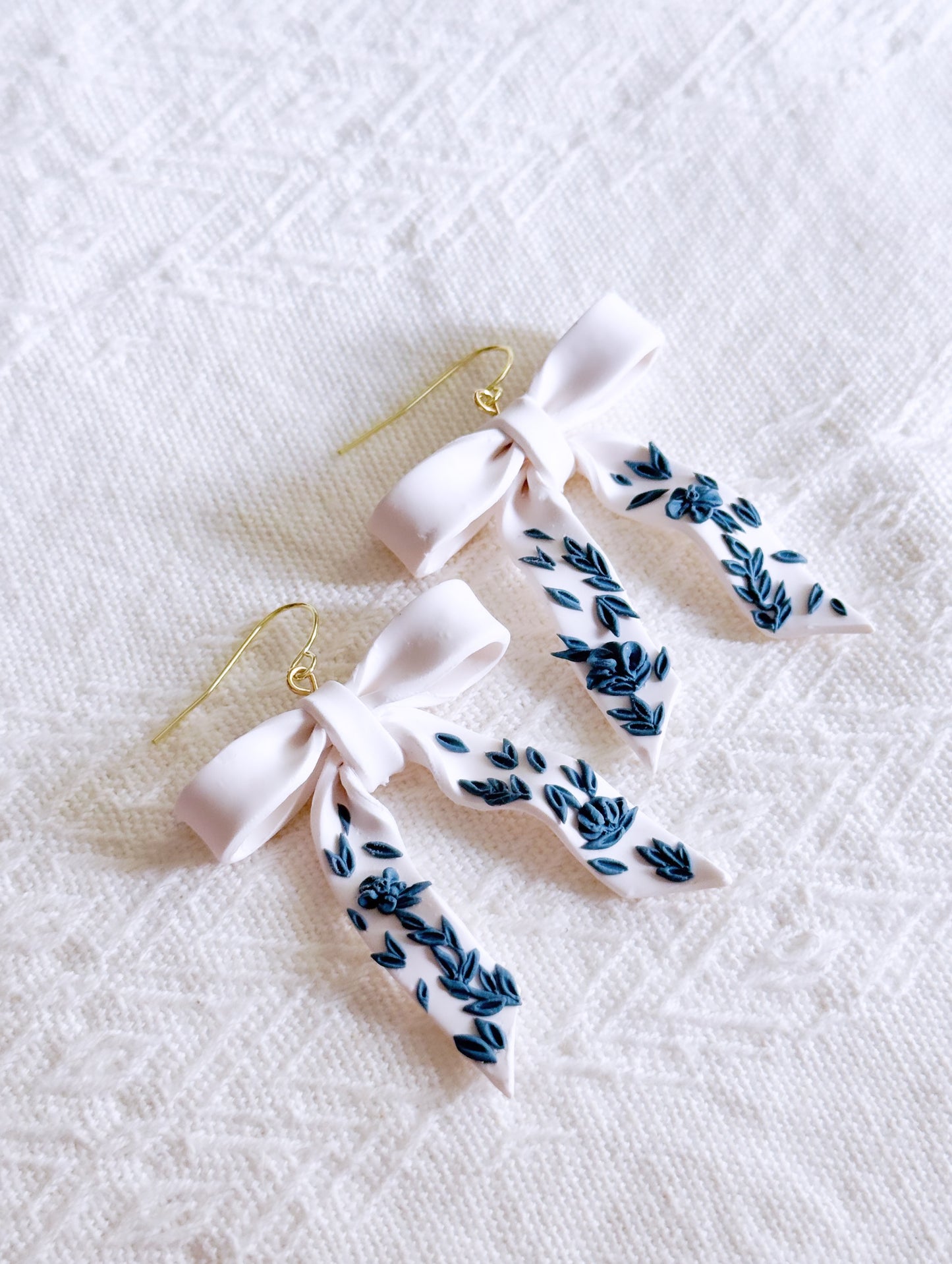 Blue & White Floral Bows