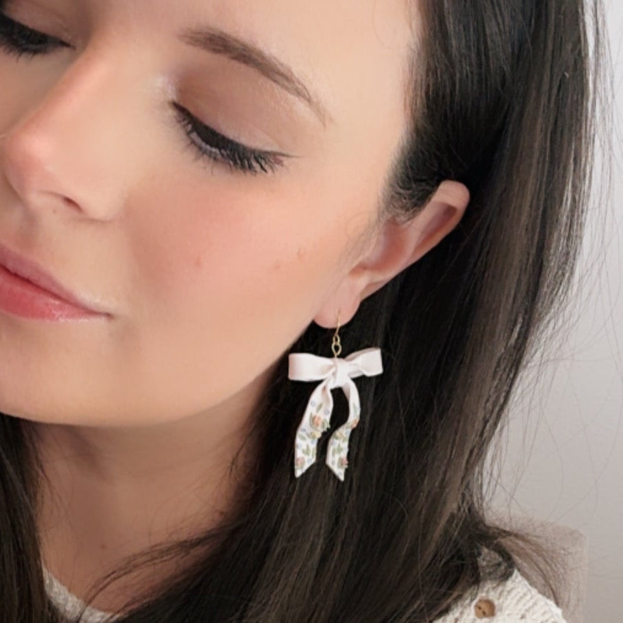 Kate Bow in Garden Pastels