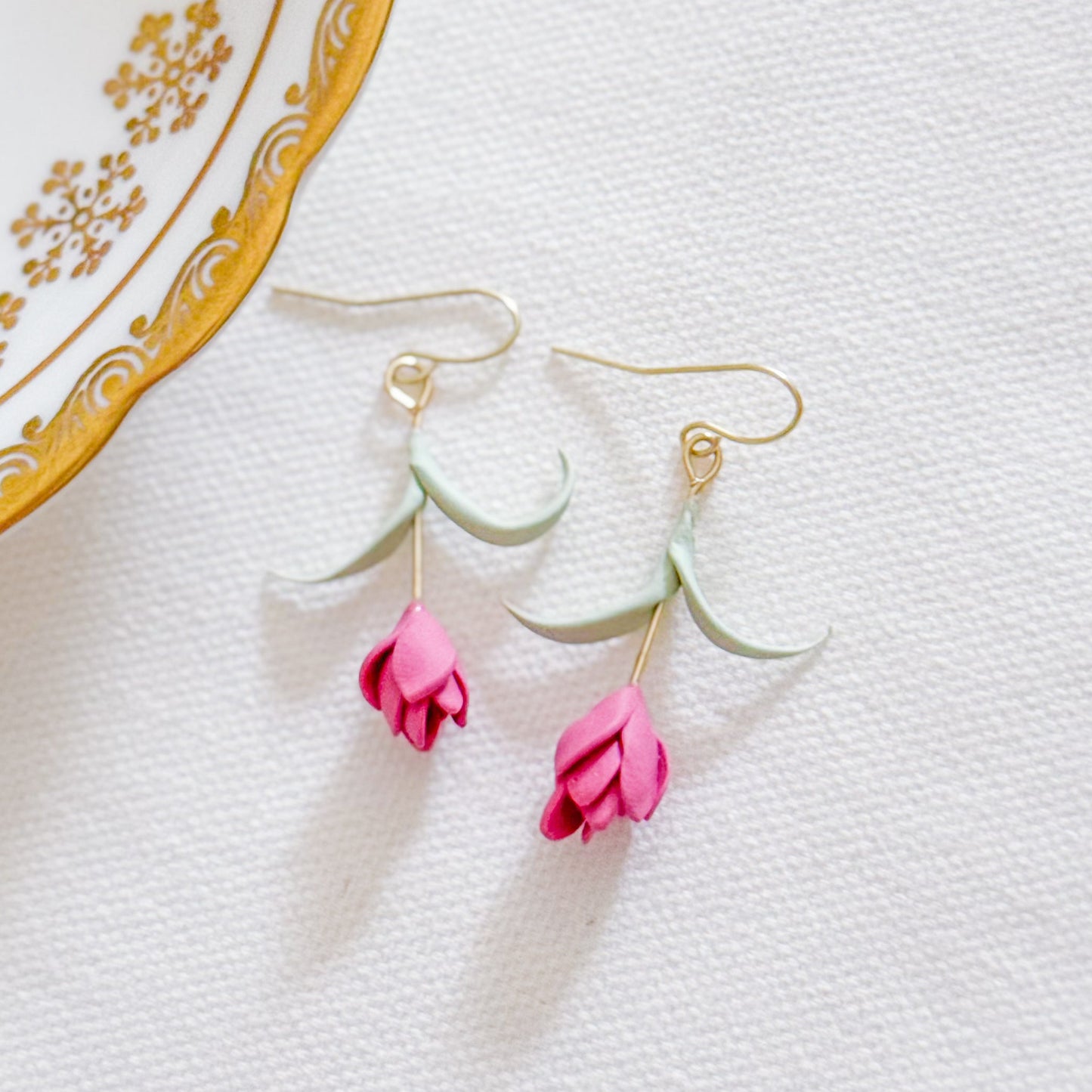 Lazy Tulips in Fuchsia